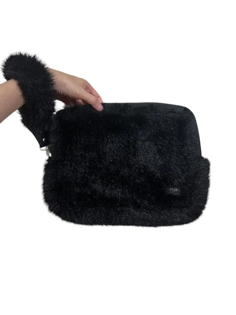 [포터] porter x beamsboy Fur clutch bag